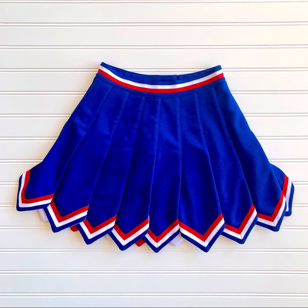 Vintage Cheer Dance Flyaway Skirt!! 💙🤍❤️